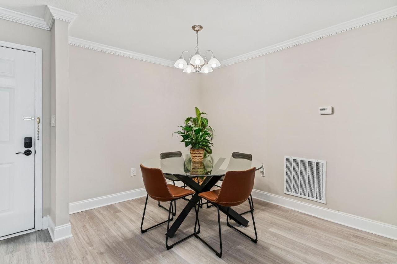M1 - Private And Serene 1Bdr 1Ba Ensuite Shared Room アトランタ エクステリア 写真