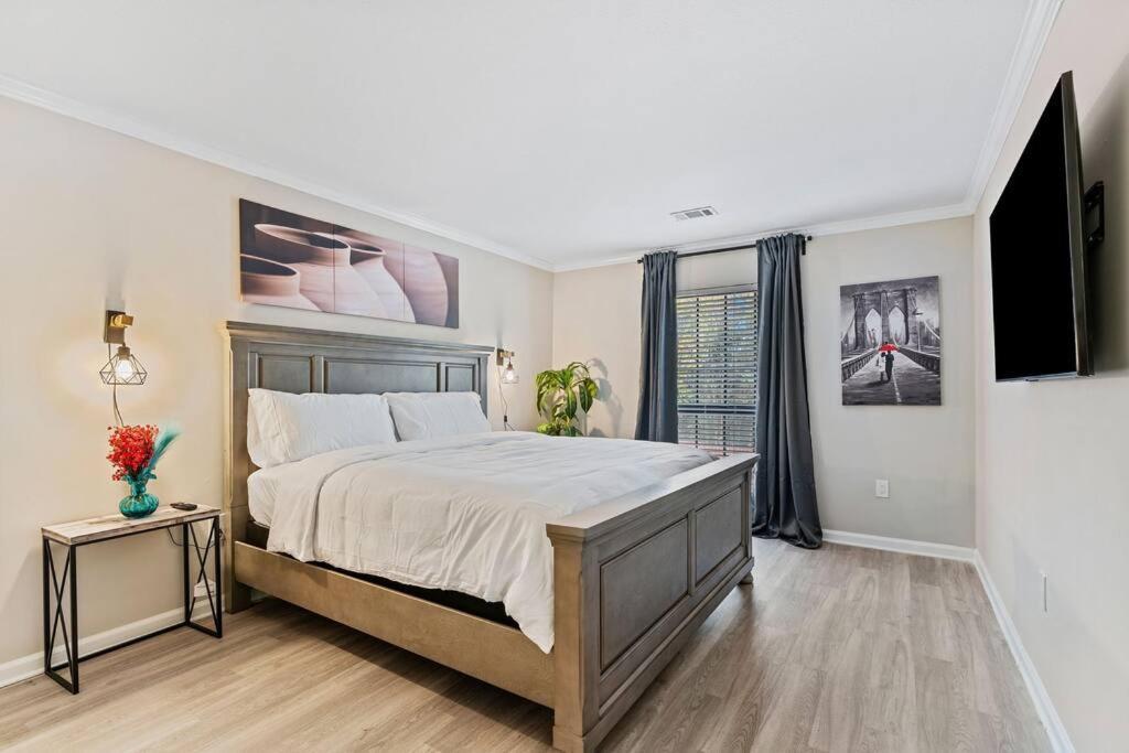 M1 - Private And Serene 1Bdr 1Ba Ensuite Shared Room アトランタ エクステリア 写真