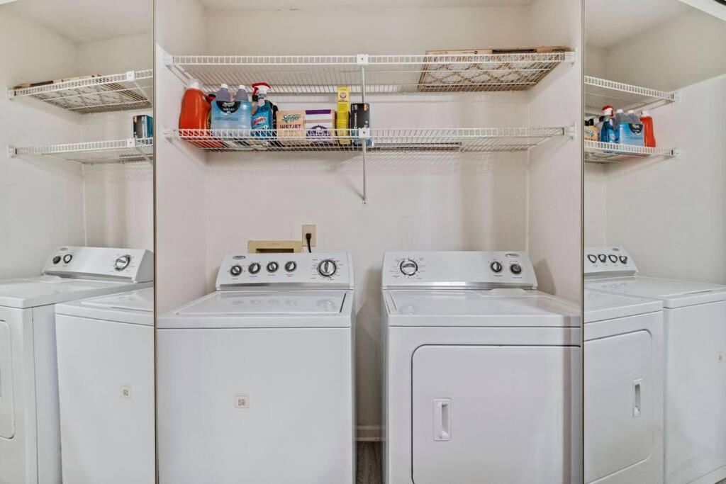 M1 - Private And Serene 1Bdr 1Ba Ensuite Shared Room アトランタ エクステリア 写真
